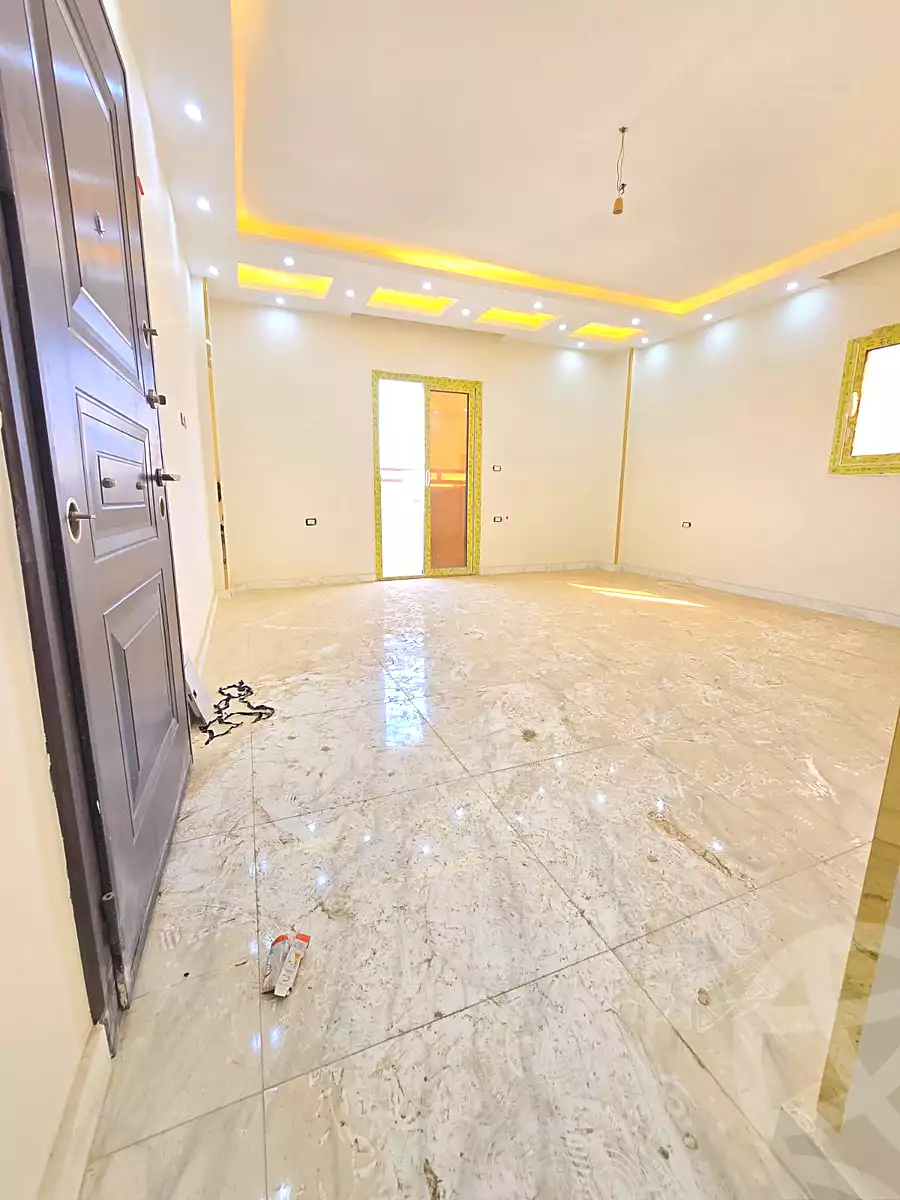 https://aqarmap.com.eg/ar/listing/6710417-for-sale-cairo-6th-of-october-el-ahyaa-neighborhood-1st-al-maahad