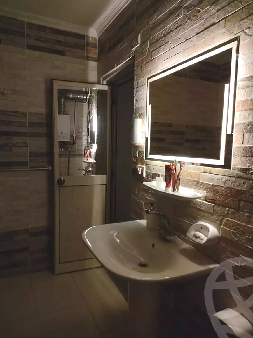 https://aqarmap.com.eg/ar/listing/6710812-for-sale-cairo-el-maadi-sarayat-el-maadi-street-13