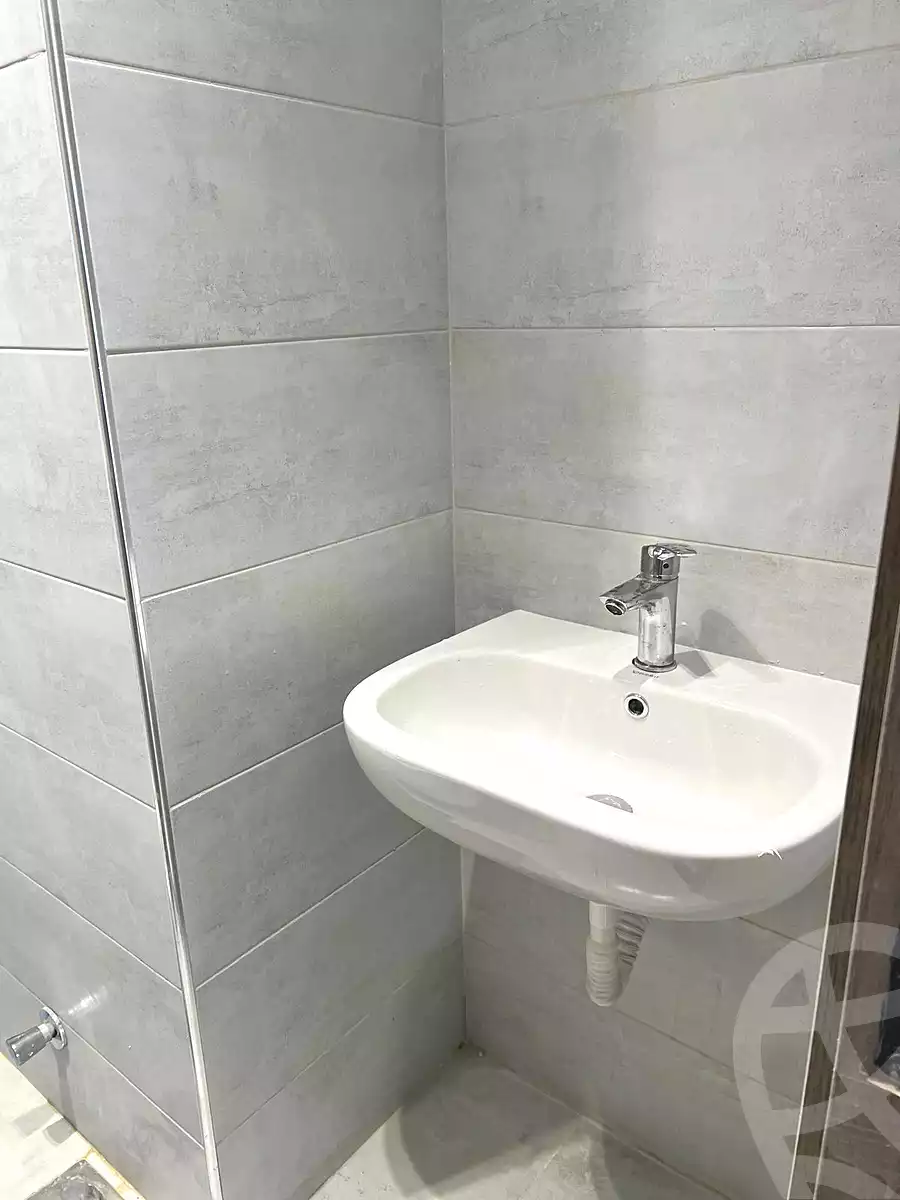https://aqarmap.com.eg/ar/listing/6711237-for-rent-cairo-el-sheikh-zayed-city-compounds-central-avenue-mall-mabany-edris