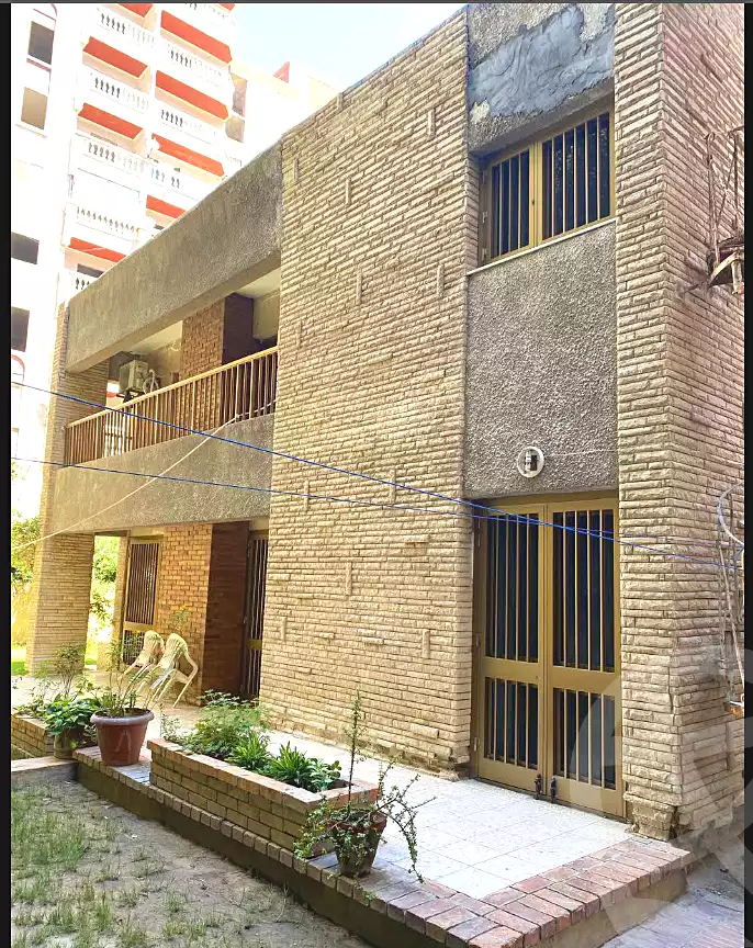 https://aqarmap.com.eg/ar/listing/6713157-for-sale-alexandria-l-jmy-lbytsh-bianchiii