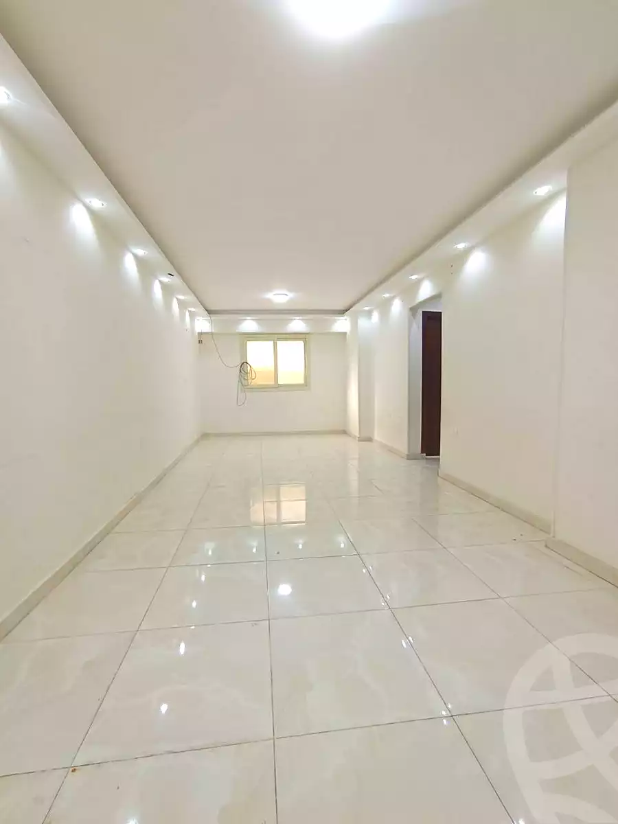https://aqarmap.com.eg/en/listing/6713631-for-rent-cairo-helwan-rostom-st