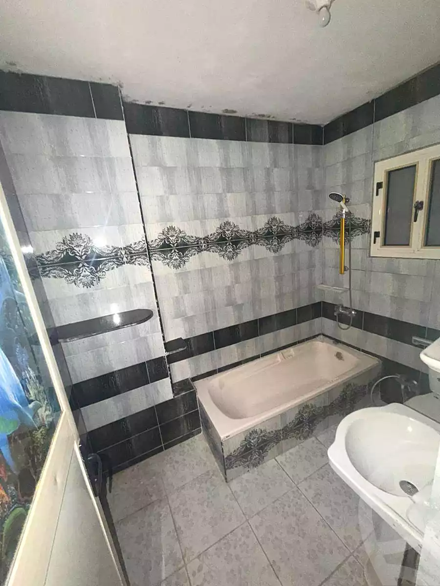 https://aqarmap.com.eg/ar/listing/6714426-for-sale-alexandria-l-jmy-lbytsh-shahr-al-assal-st