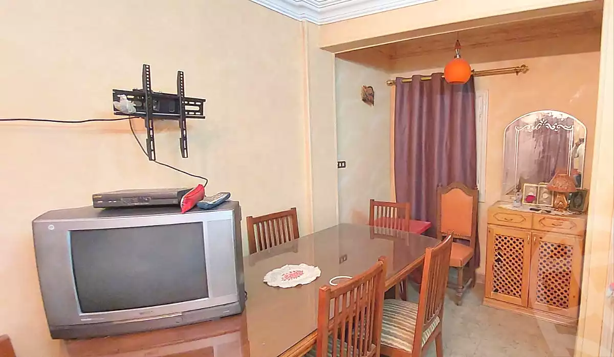 https://aqarmap.com.eg/ar/listing/6714832-for-rent-cairo-el-sheikh-zayed-city-el-hay-elawel-street-24