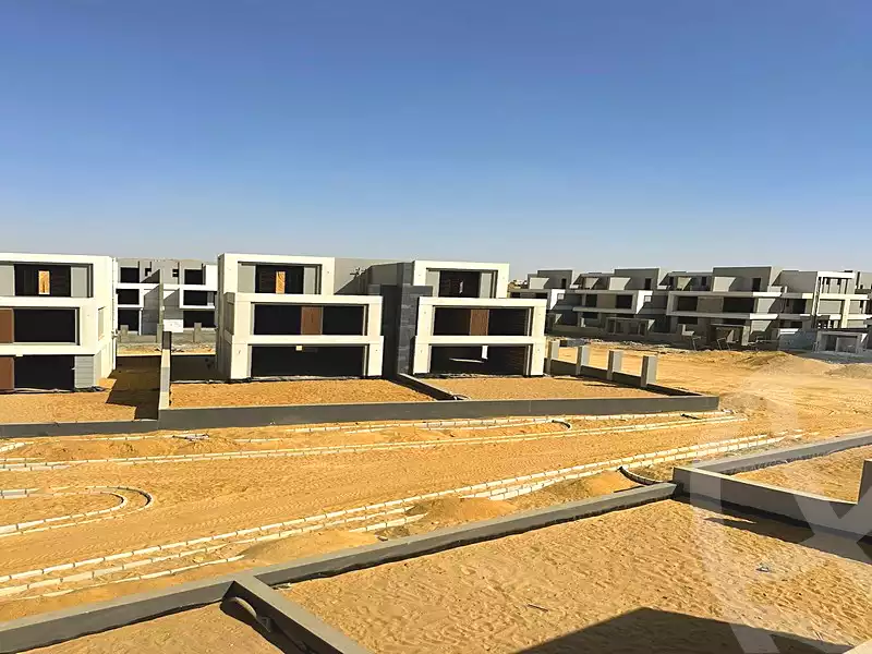 https://aqarmap.com.eg/ar/listing/6714892-for-sale-cairo-new-cairo-compounds-el-patio-town-compound-la-vista