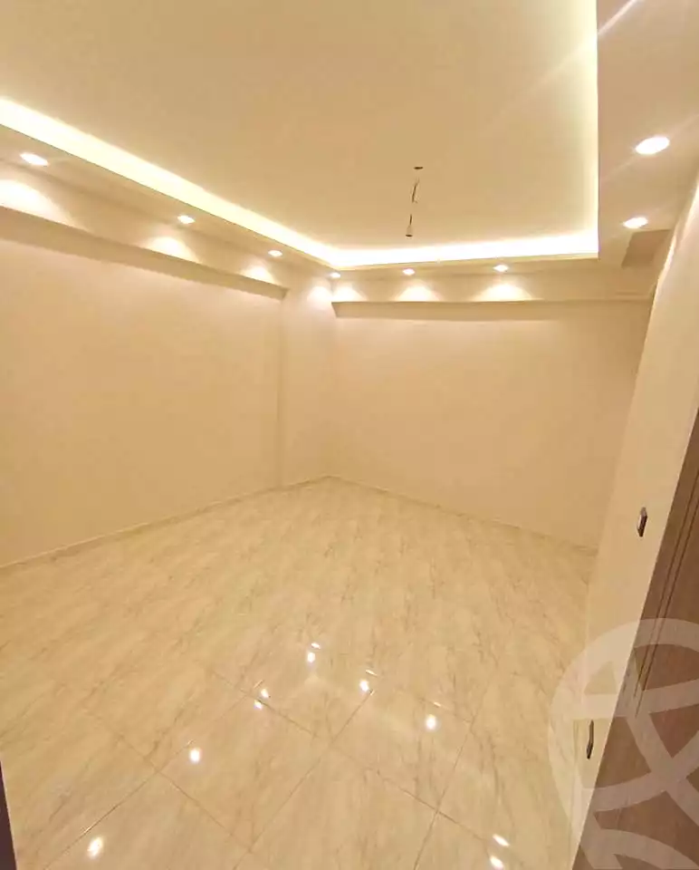 https://aqarmap.com.eg/ar/listing/6715743-for-sale-alexandria-sydy-bshr-sydy-bshr-qbly-hassan-refaat-st