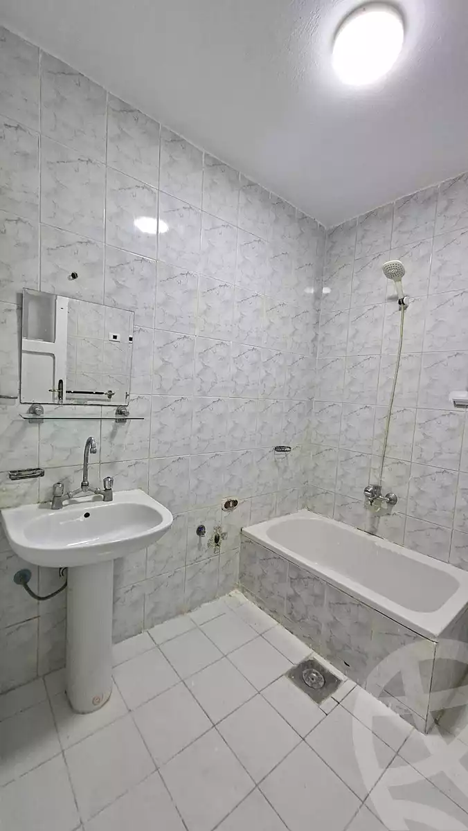 https://aqarmap.com.eg/ar/listing/6716025-for-sale-alexandria-l-jmy-shataa-el-nakheel
