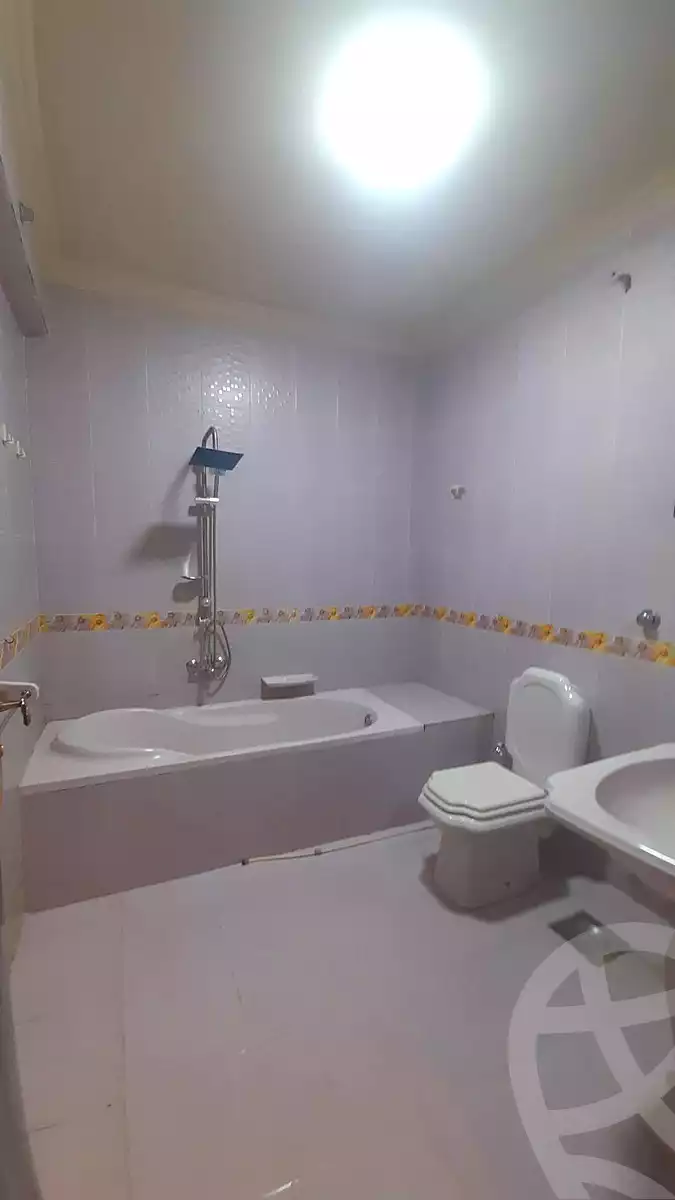 https://aqarmap.com.eg/ar/listing/6716055-for-sale-alexandria-l-jmy-lbytsh-bianchiii
