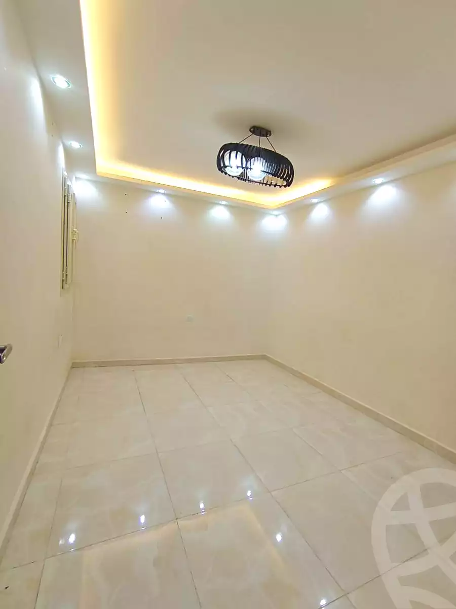 https://aqarmap.com.eg/ar/listing/6716431-for-rent-cairo-helwan-rostom-st
