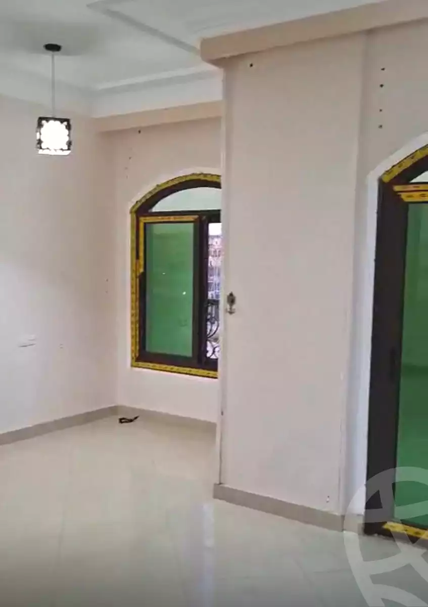 https://aqarmap.com.eg/ar/listing/6716740-for-sale-cairo-el-sheikh-zayed-city-el-hay-elasher-street-100