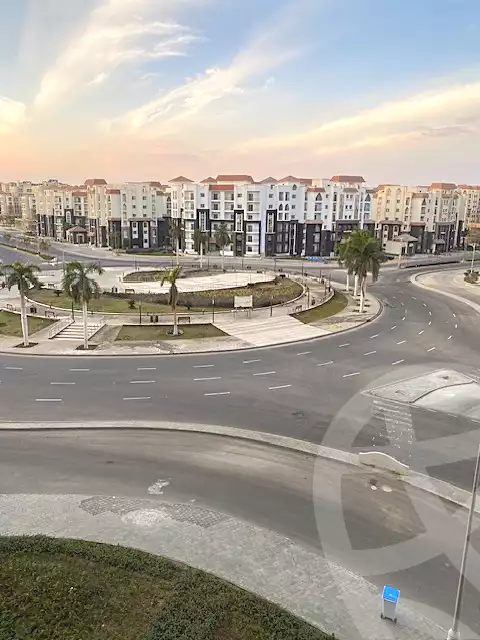 https://aqarmap.com.eg/en/listing/6716838-for-rent-cairo-new-administrative-capital-r3-d1