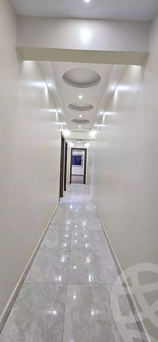 https://aqarmap.com.eg/ar/listing/6717063-for-rent-cairo-helwan-ahmed-enci-st