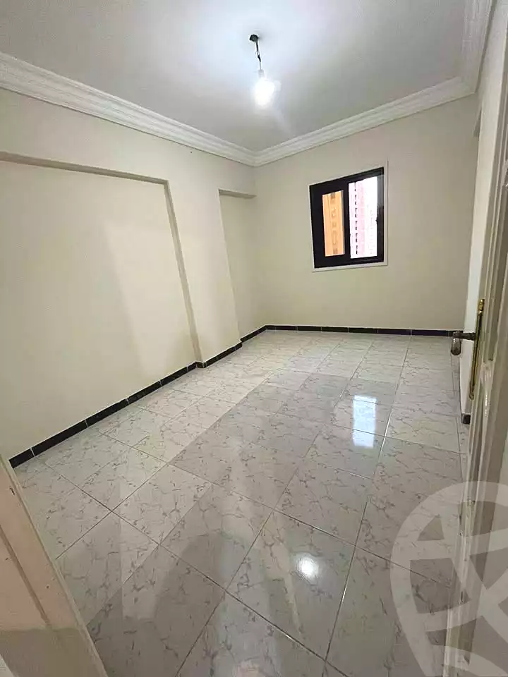 https://aqarmap.com.eg/ar/listing/6717519-for-sale-alexandria-sydy-bshr-sydy-bshr-qbly-street-16