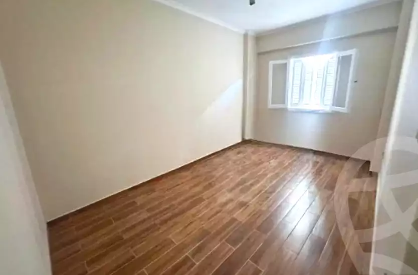 https://aqarmap.com.eg/ar/listing/6717720-for-sale-alexandria-el-asafra-ahmed-tiesser-st