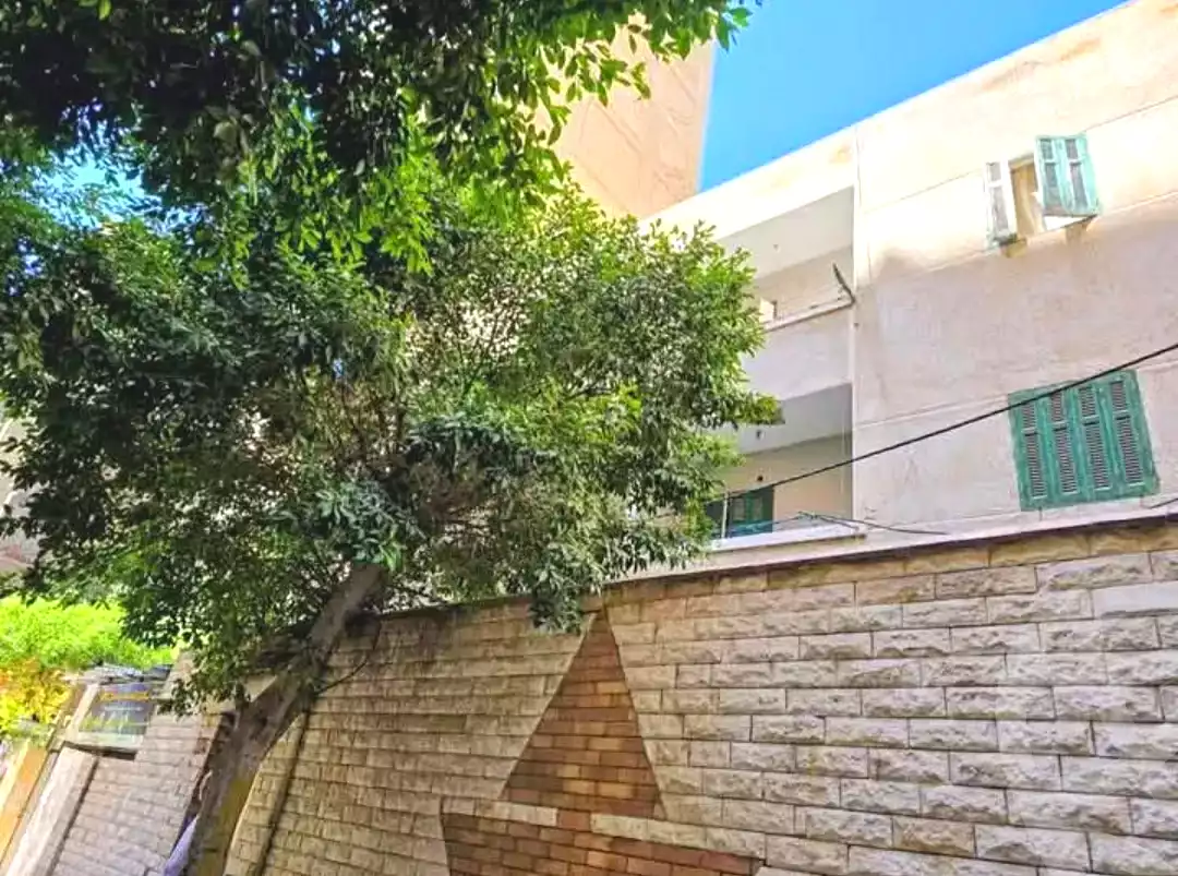 https://aqarmap.com.eg/ar/listing/6717763-for-sale-alexandria-sydy-bshr-sydy-bshr-bhry-shr-khld-bn-lwlyd