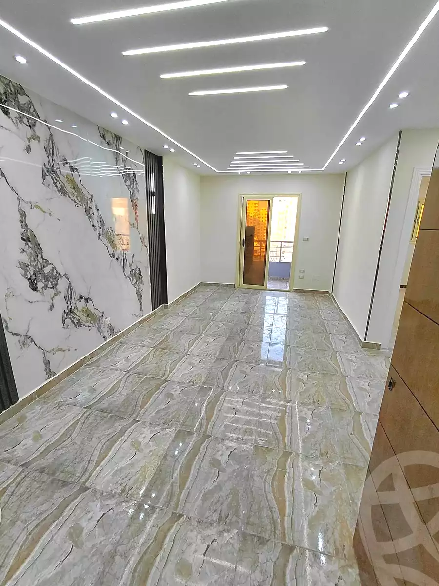 https://aqarmap.com.eg/ar/listing/6717813-for-sale-alexandria-sydy-bshr-sydy-bshr-bhry