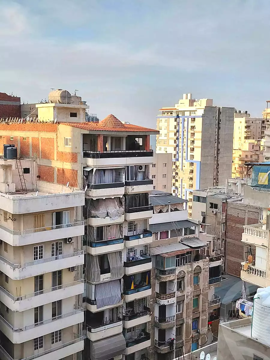 https://aqarmap.com.eg/ar/listing/6717813-for-sale-alexandria-sydy-bshr-sydy-bshr-bhry