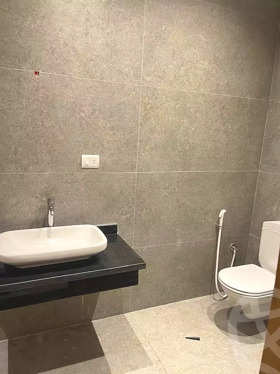 https://aqarmap.com.eg/ar/listing/6718653-for-sale-cairo-new-cairo-ganob-el-akadamiya-south-academy-z