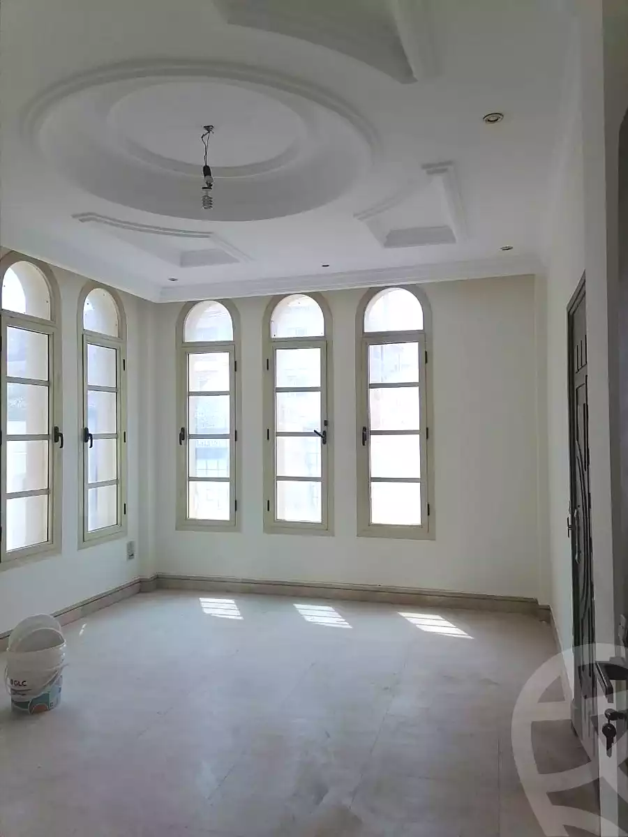 https://aqarmap.com.eg/ar/listing/6718873-for-sale-cairo-new-cairo-ganob-el-akadamiya-south-academy-a-zaid-ebn-haretha-st