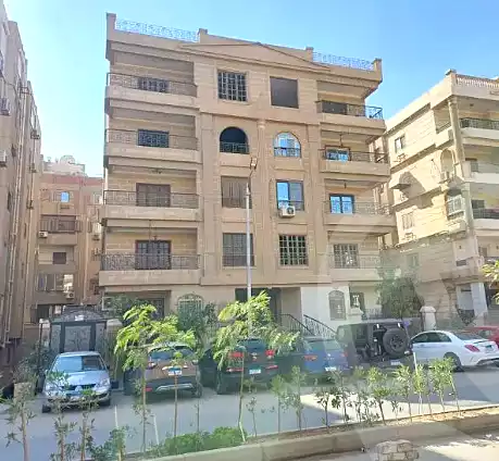 https://aqarmap.com.eg/ar/listing/6720994-for-sale-cairo-mokattam-kornish-el-moqatem