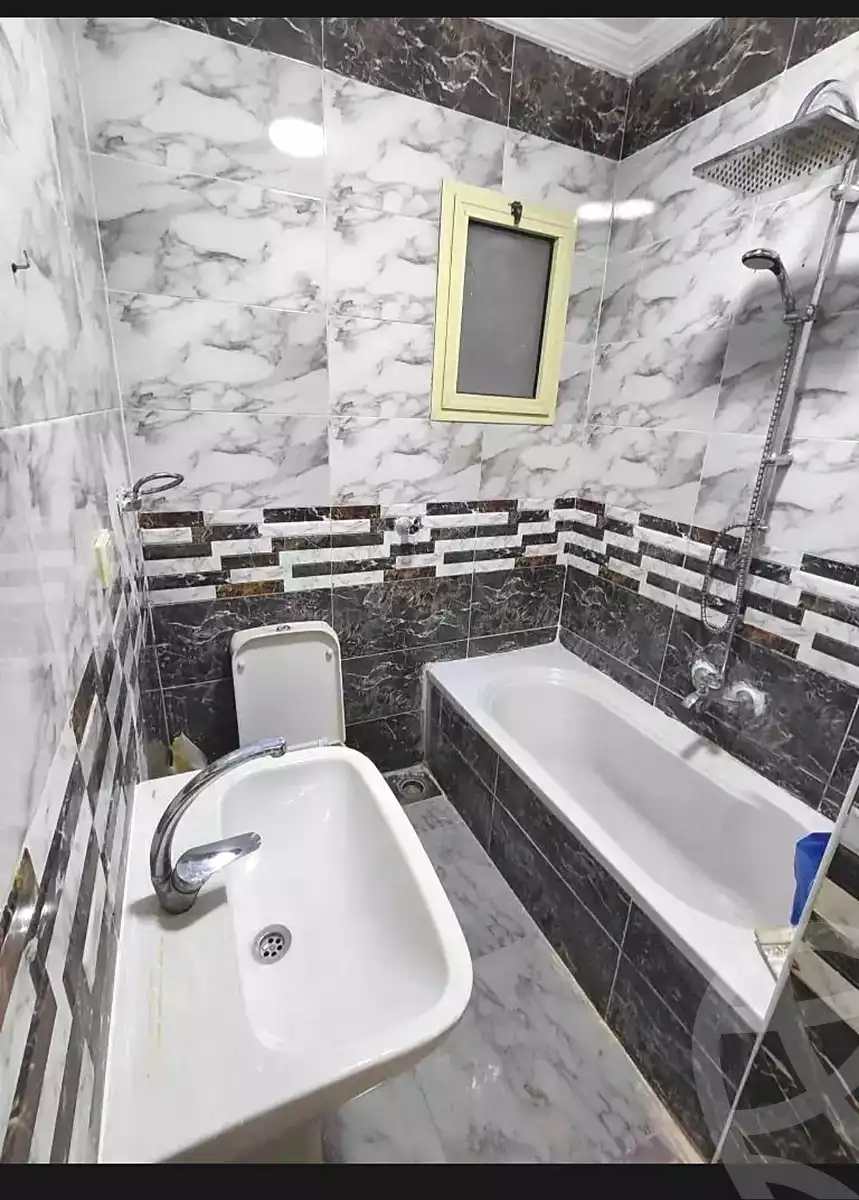 https://aqarmap.com.eg/ar/listing/6721055-for-sale-alexandria-sydy-bshr-sydy-bshr-bhry-shr-mhmwd-l-yswy