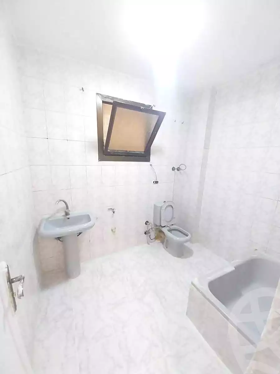 https://aqarmap.com.eg/en/listing/6721411-for-sale-alexandria-l-jmy-shataa-el-nakheel