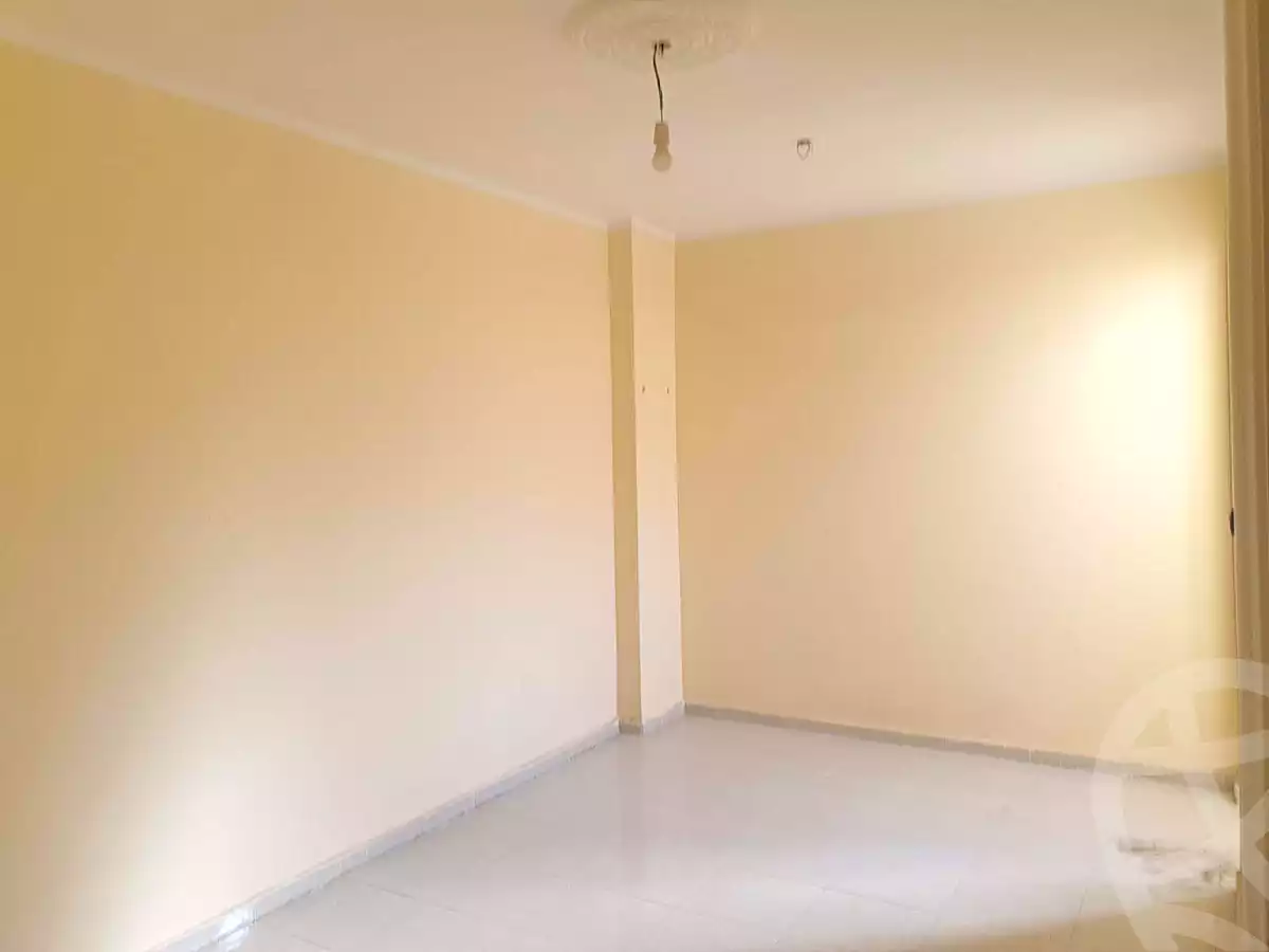 https://aqarmap.com.eg/ar/listing/6721843-for-rent-cairo-helwan-helwan-el-sharkeya-saleh-sobhy-st