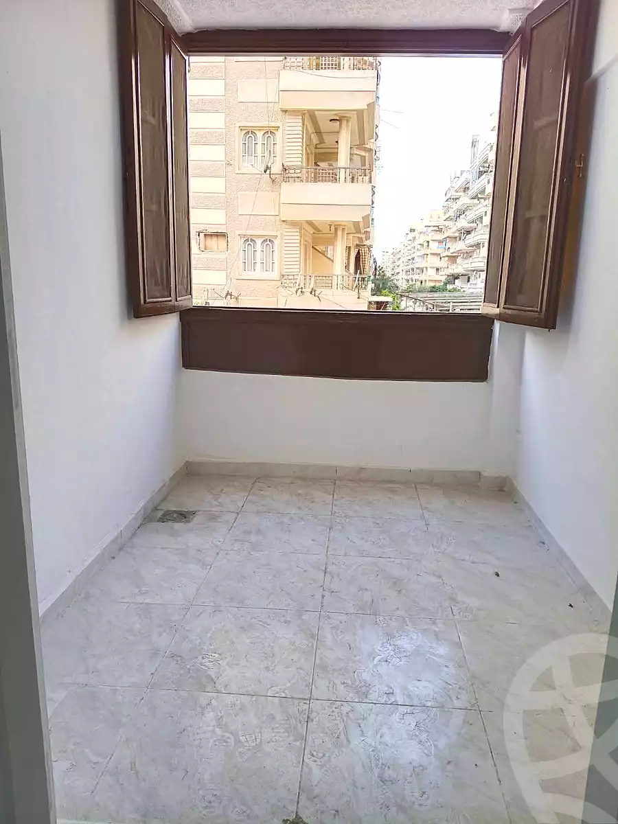https://aqarmap.com.eg/en/listing/6721850-for-sale-alexandria-l-jmy-shataa-el-nakheel