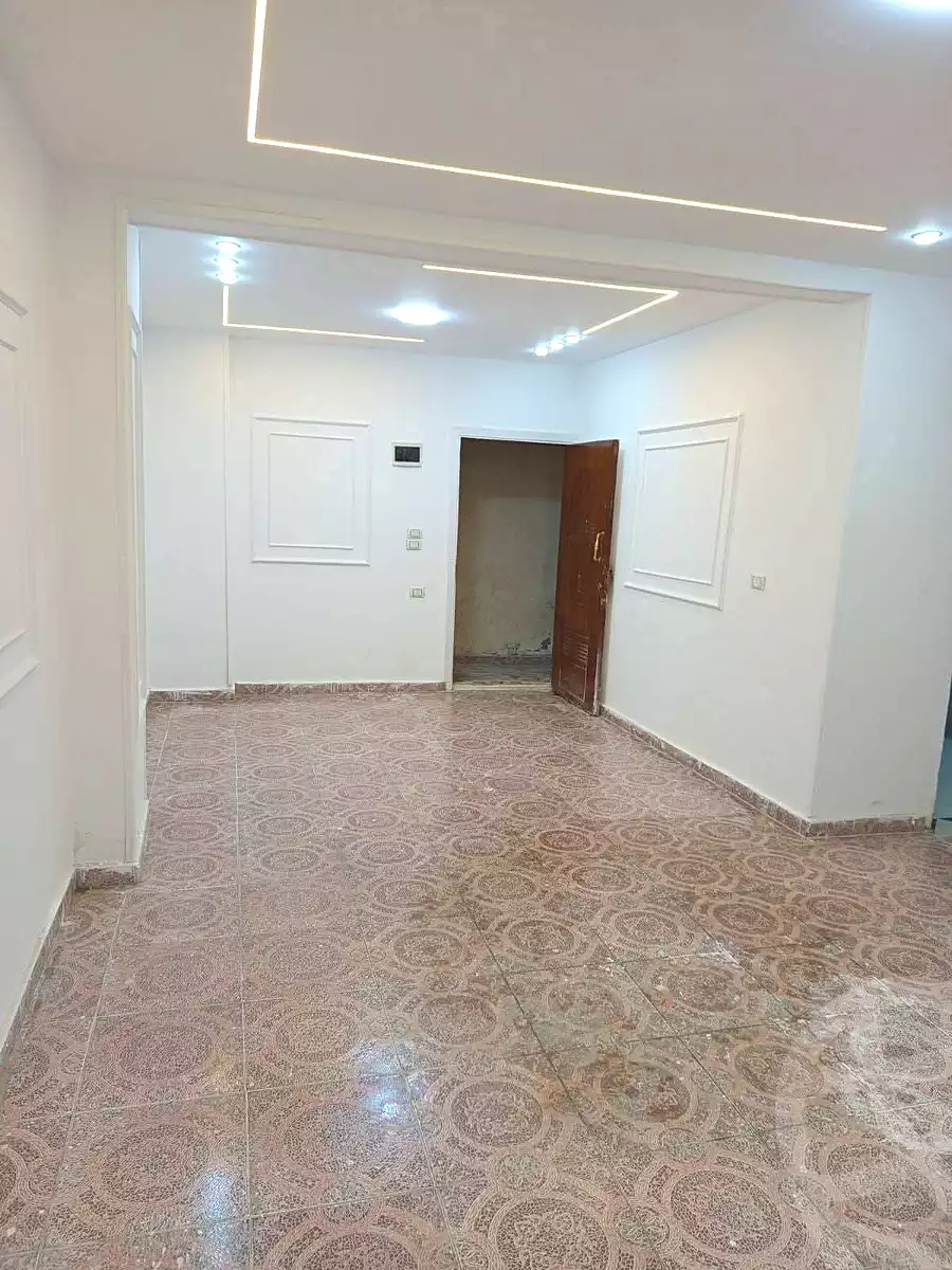https://aqarmap.com.eg/ar/listing/6722662-for-sale-alexandria-l-jmy-lbytsh-ibrahim-othman-st