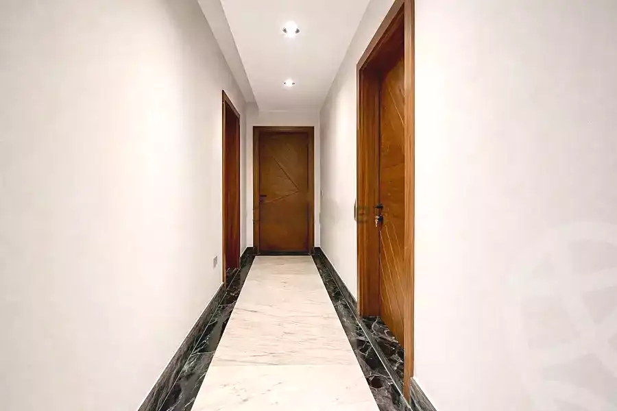 https://aqarmap.com.eg/en/listing/6723046-for-sale-cairo-6th-of-october-compounds-october-plaza