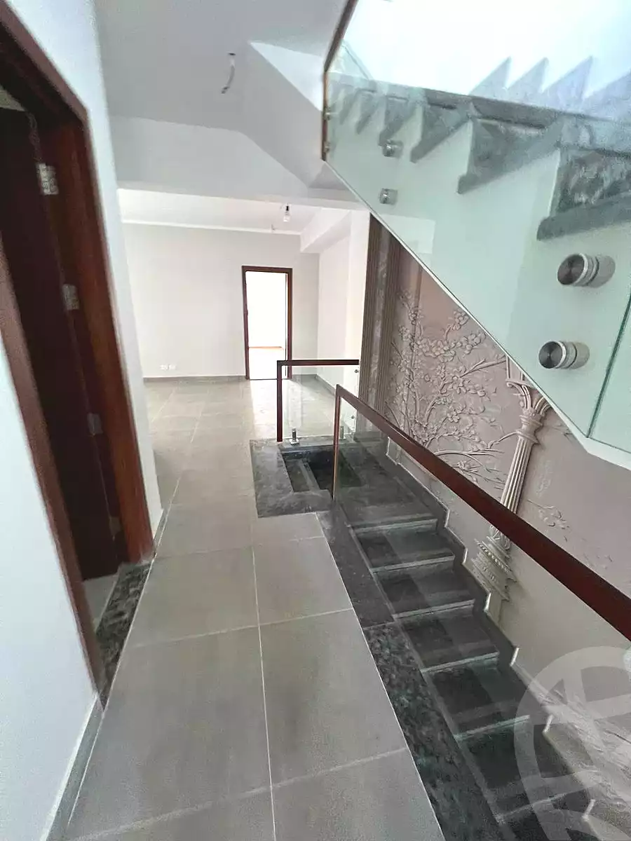 https://aqarmap.com.eg/en/listing/6723121-for-sale-cairo-6th-of-october-compounds-palm-parks
