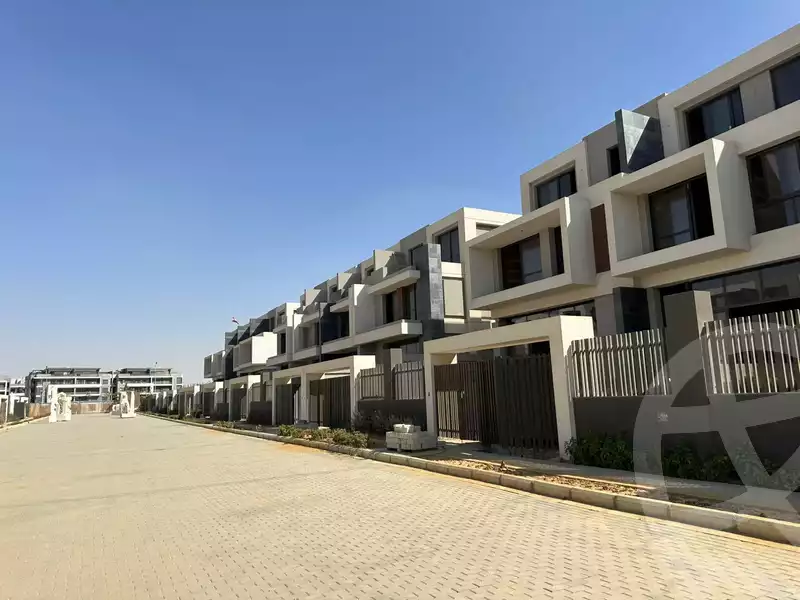 https://aqarmap.com.eg/ar/listing/6723170-for-sale-cairo-new-cairo-compounds-el-patio-town-compound-la-vista