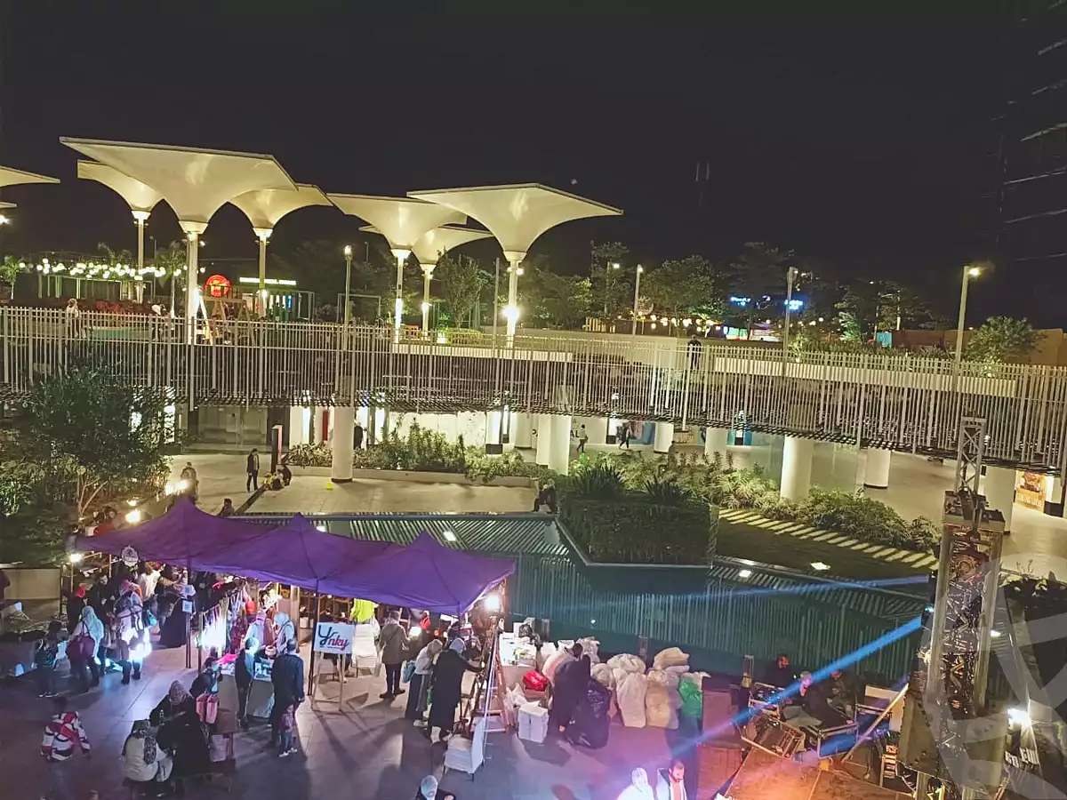 https://aqarmap.com.eg/en/listing/6723252-for-sale-cairo-new-cairo-compounds-park-mall-arab-development