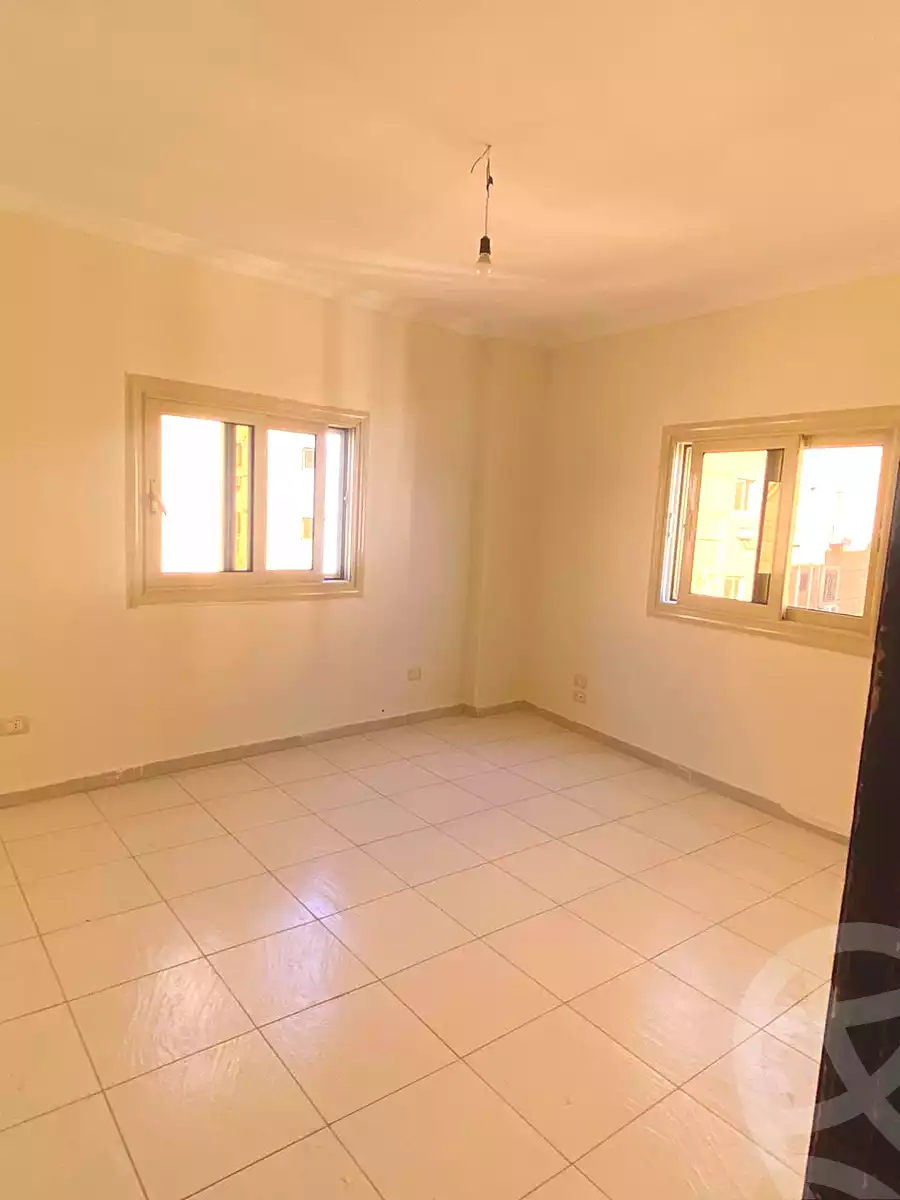 https://aqarmap.com.eg/ar/listing/6723458-for-rent-cairo-el-sheikh-zayed-city-el-hay-elasher-street-100