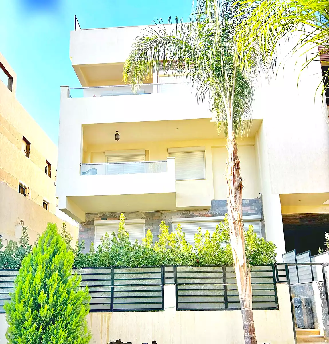 https://aqarmap.com.eg/ar/listing/6723719-for-sale-cairo-6th-of-october-compounds-first-heights
