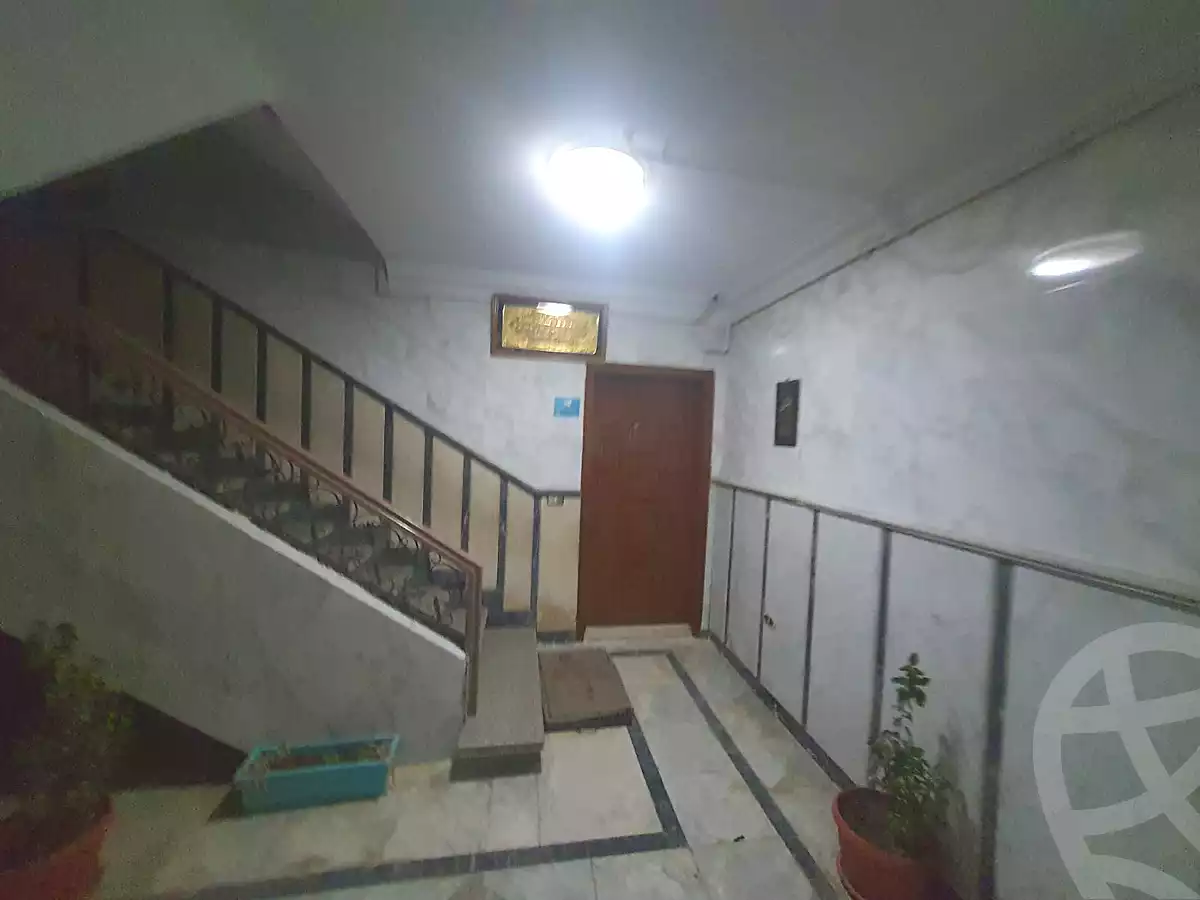 https://aqarmap.com.eg/ar/listing/6723744-for-sale-cairo-6th-of-october-el-ahyaa-neighborhood-4th-neighbourhood-1