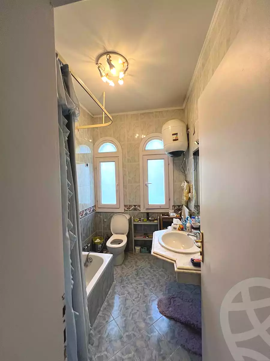 https://aqarmap.com.eg/ar/listing/6724031-for-sale-cairo-6th-of-october-compounds-mena-garden-city