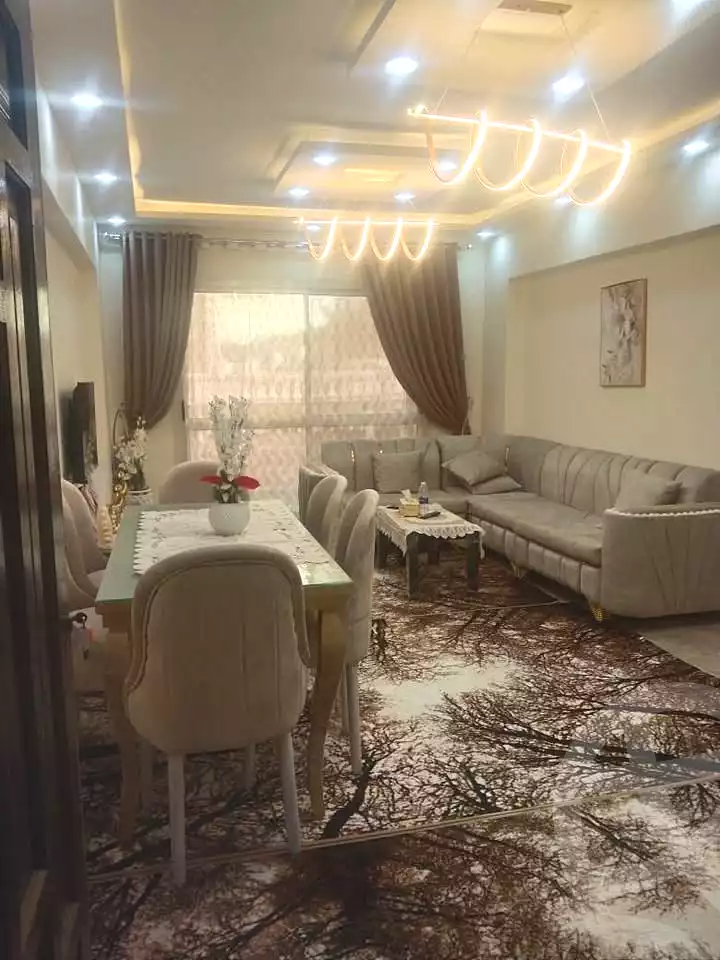 https://aqarmap.com.eg/ar/listing/6724886-for-sale-alexandria-l-jmy-lbytsh-el-zahraa-st