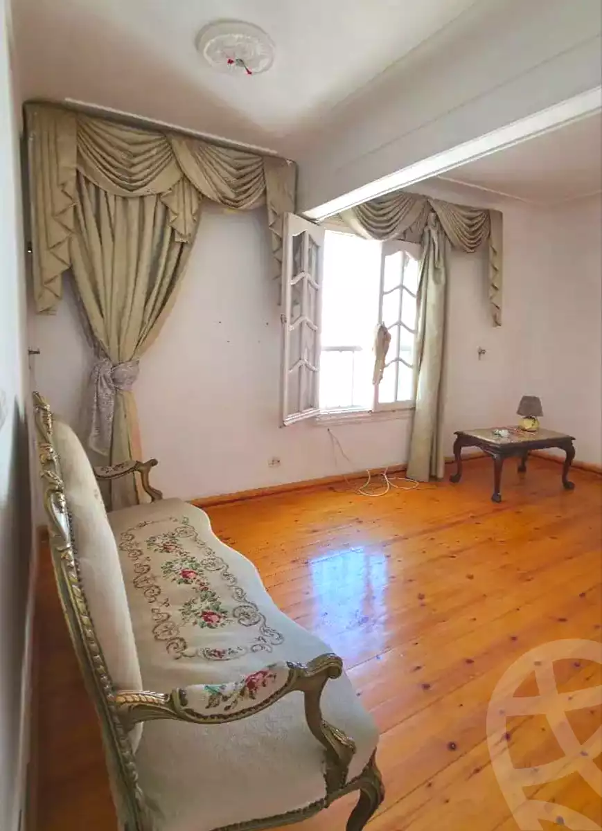 https://aqarmap.com.eg/ar/listing/6725376-for-sale-alexandria-ganaklis