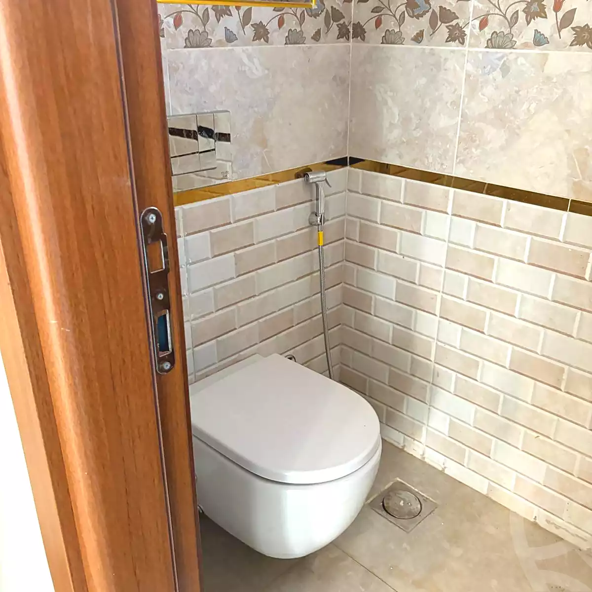 https://aqarmap.com.eg/ar/listing/6725668-for-rent-cairo-6th-of-october-compounds-nyoum-october-arab-developmentt