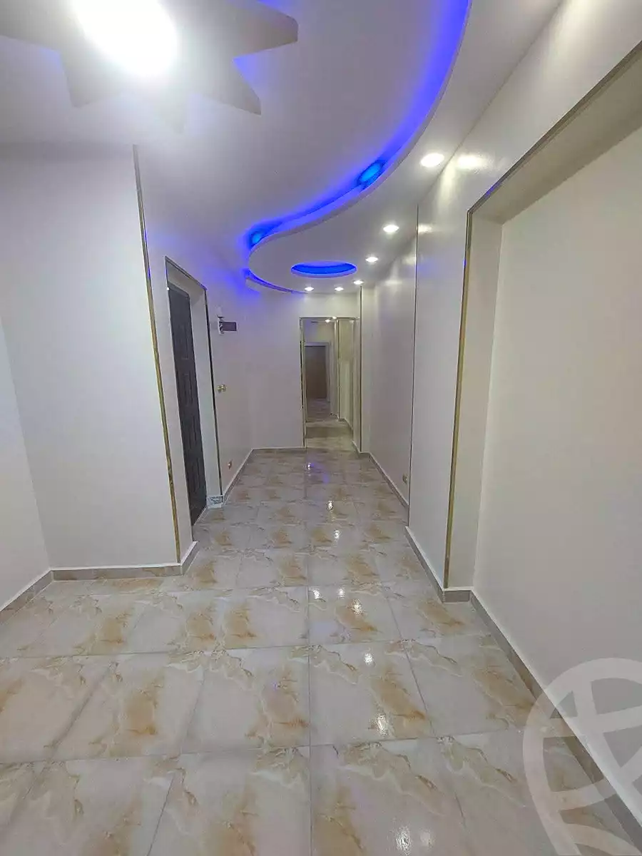https://aqarmap.com.eg/ar/listing/6725853-for-sale-alexandria-sydy-bshr-sydy-bshr-bhry-shr-mhmwd-l-yswy