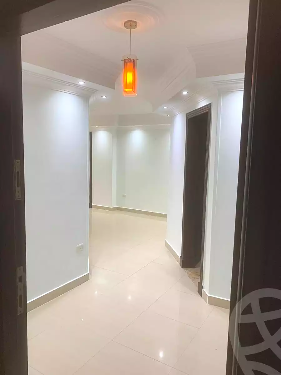 https://aqarmap.com.eg/ar/listing/6726069-for-rent-cairo-el-sheikh-zayed-city-el-hay-el-rabeaa-lhy-lrb