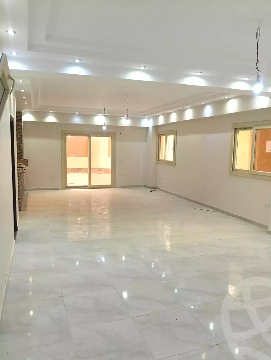 https://aqarmap.com.eg/ar/listing/6726113-for-rent-cairo-6th-of-october-el-tawsaat-el-shamalya-hy-2000-qt