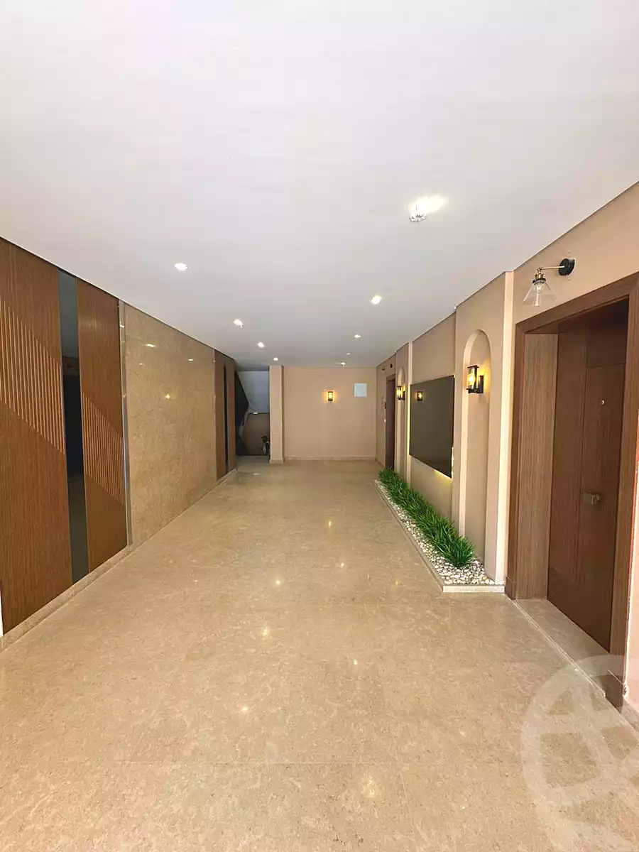 https://aqarmap.com.eg/en/listing/6726255-for-rent-cairo-el-sheikh-zayed-city-compounds-kmbwnd-fyldj-wyst-dr-llttwyr