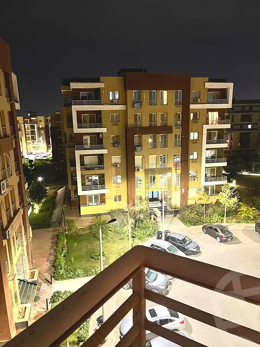 https://aqarmap.com.eg/en/listing/6726411-for-rent-cairo-6th-of-october-compounds-jn-ktwbr
