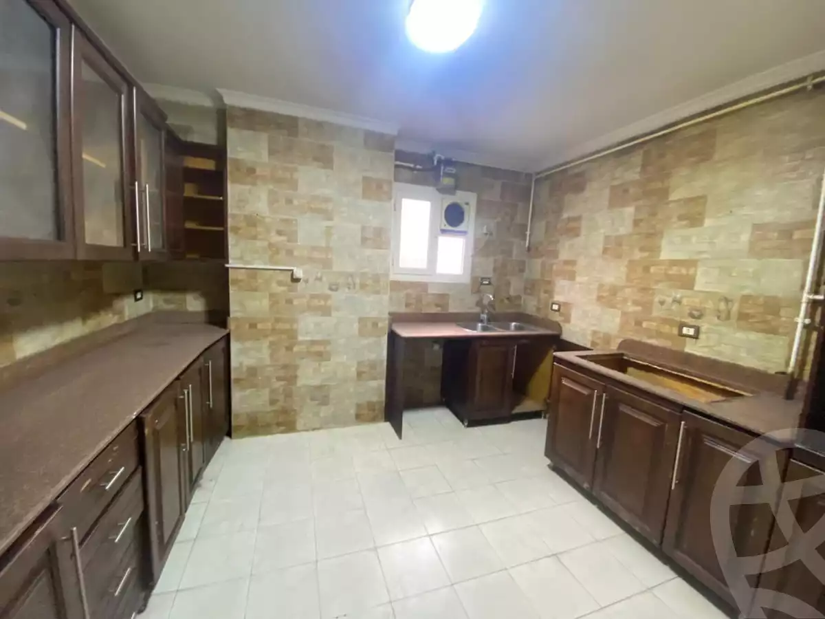 https://aqarmap.com.eg/ar/listing/6726460-for-rent-cairo-el-mohandesen-abd-el-moneam-riad-st