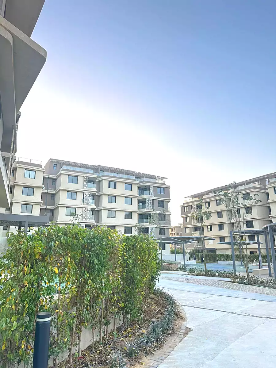 https://aqarmap.com.eg/ar/listing/6726453-for-sale-cairo-6th-of-october-hadaeq-october-kmbwnd-fy-hdyq-ktwbr-badya-compound-palm-hills