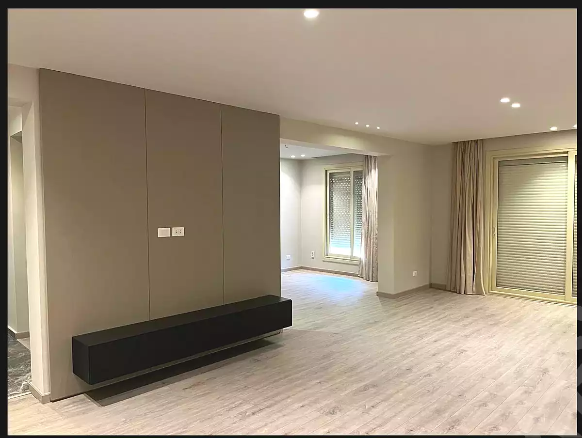 https://aqarmap.com.eg/en/listing/6726684-for-sale-cairo-el-sheikh-zayed-city-compounds-jewar