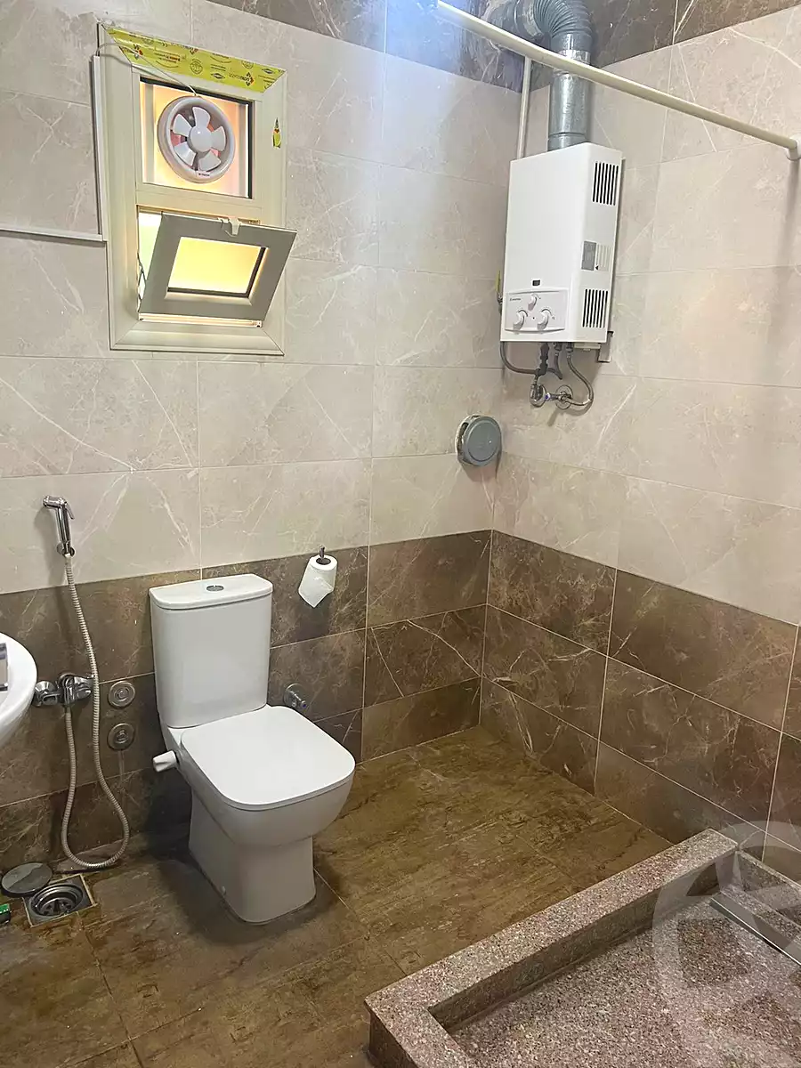 https://aqarmap.com.eg/ar/listing/6726315-for-sale-cairo-6th-of-october-hadaeq-october-kmbwnd-fy-hdyq-ktwbr-el-fardoos-city