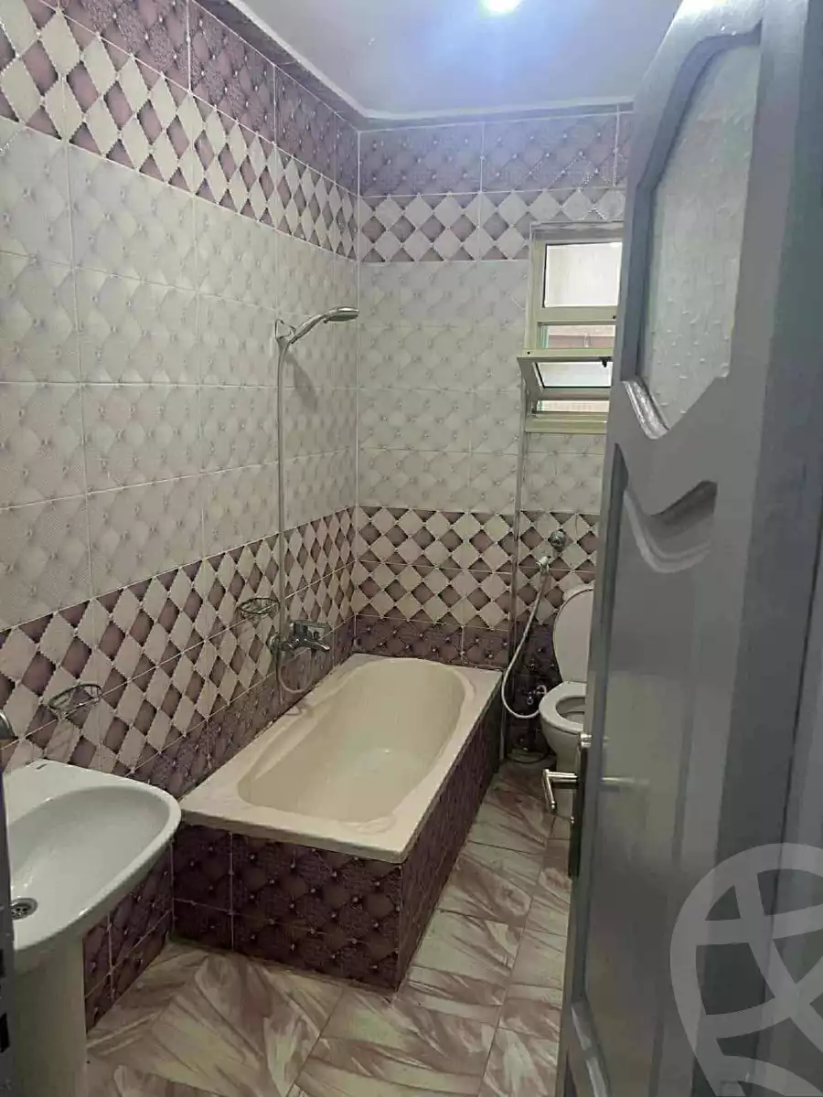 https://aqarmap.com.eg/en/listing/6726938-for-sale-alexandria-l-jmy-lbytsh-bianchiii-street-11