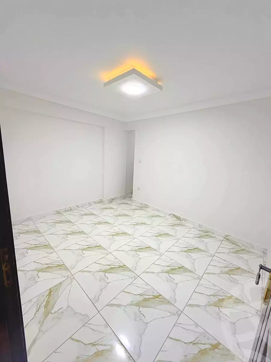 https://aqarmap.com.eg/ar/listing/6727388-for-sale-alexandria-lsywf-el-falki